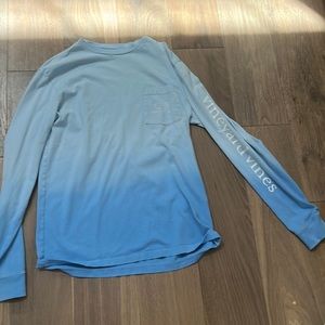 Men’s vineyard vines long sleeve shirt